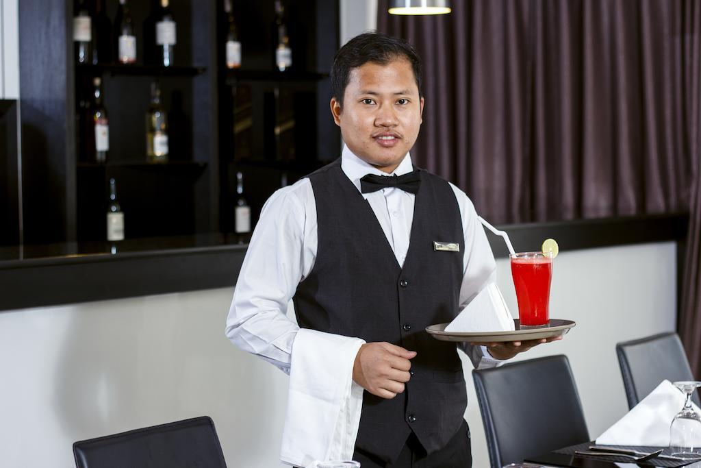 Hotel Esta ヤンゴン エクステリア 写真